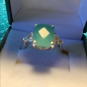 Rare green Cephalon w/ trillion cut diamonds